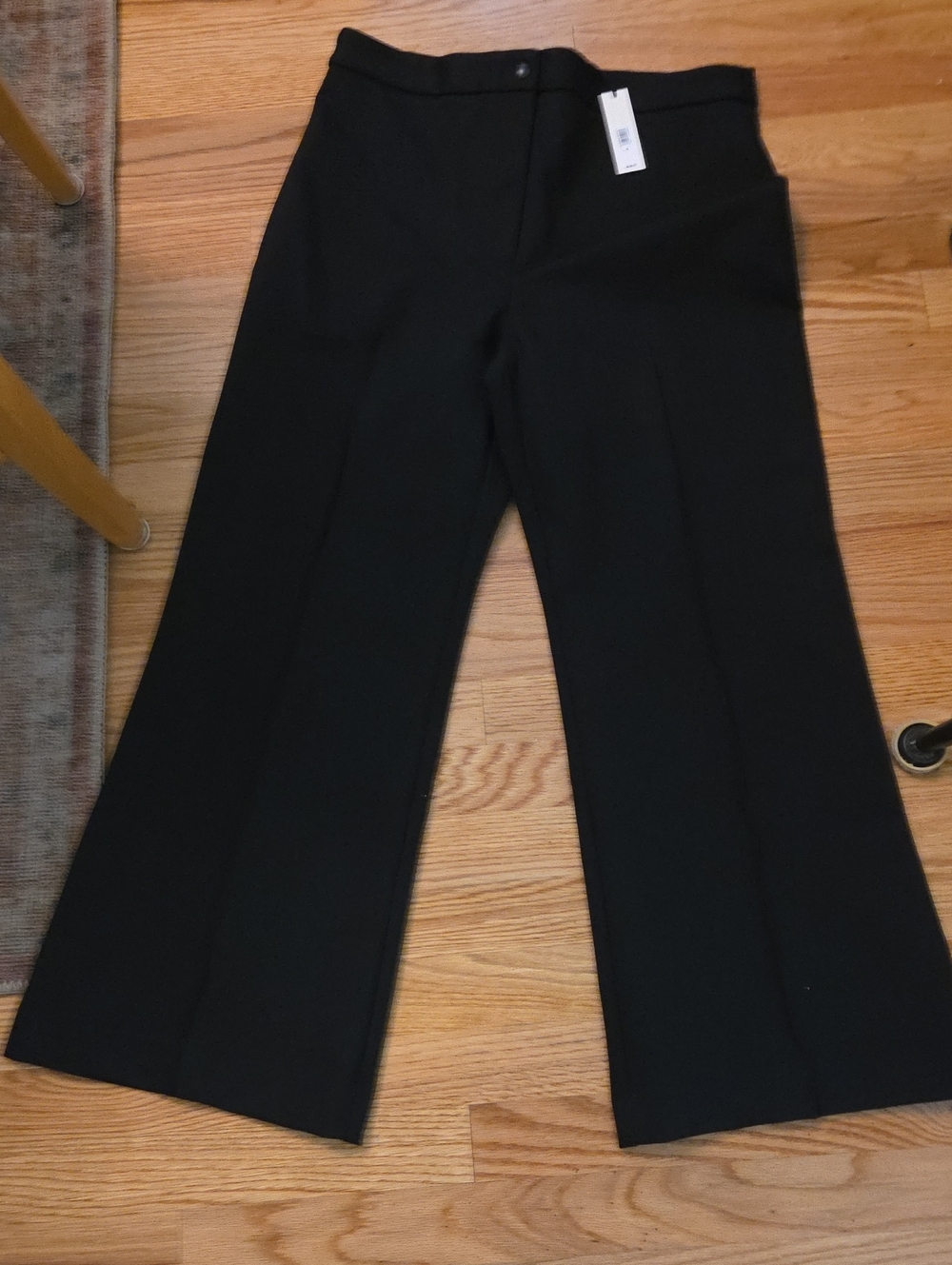Banana Republic Black Women's Flare Knit Pants NWT M